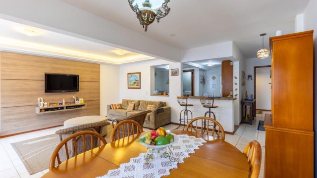 APARTAMENTO DIFERENCIADO NA PRAIA DE ATLÂNTIDA!!