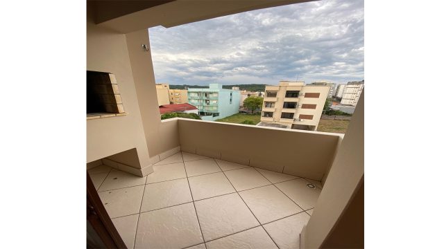 BELO APARTAMENTO À VENDA NO CENTRO DE SANTA CRUZ DO SUL!!!