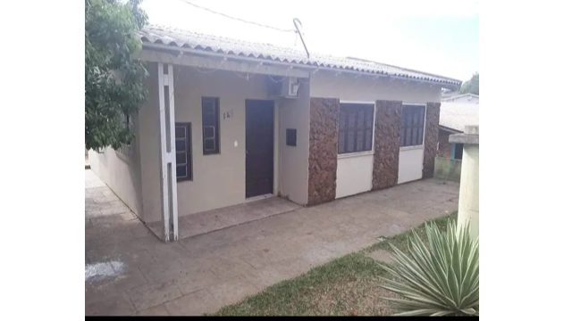 CASA À VENDA NO BAIRRO BOM FIM !!!