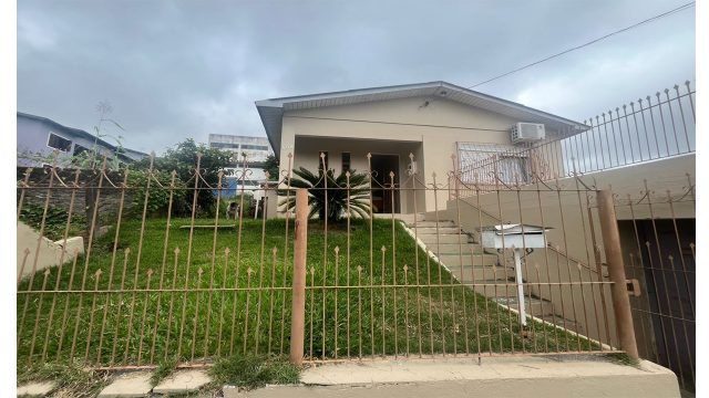 CASA PARA VENDA NO BAIRRO GUERINO EM RIO PARDO !!!